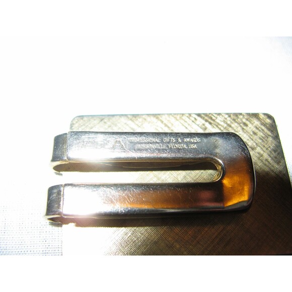 Wisconsin Badgers 1996 W Badger Boosters Chicago Money Clip PG&A - Picture 3 of 3